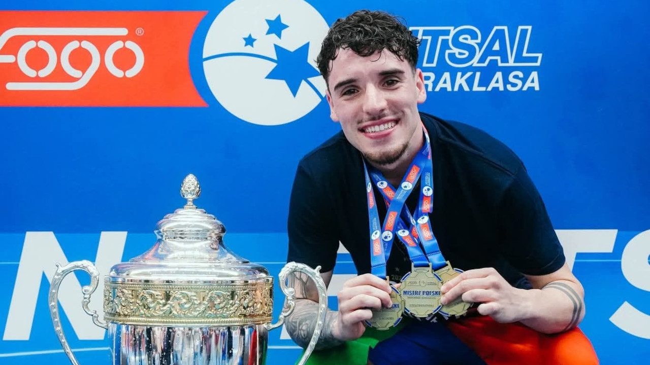 Miguel Pegacha conquista título de Bicampeão Polaco de Futsal