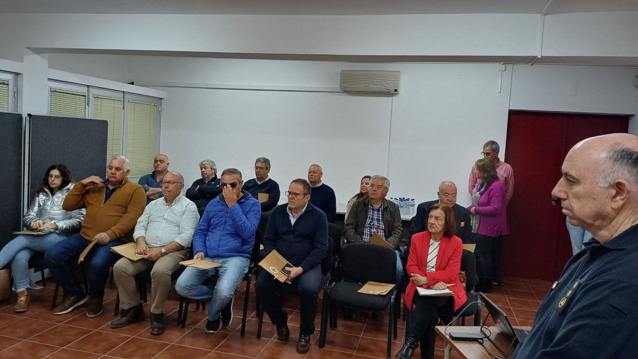 Sessão "Medidas de Autoprotecāo em Edifícios Públicos"
